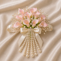 corsage mireasa aureline pearlee
bratara florala mireasa perle cascada
corsage nunta elegant handmade
accesoriu mireasa perle si calla