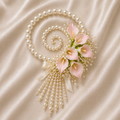 corsage mireasa perle calla luna pearlee
bratara florala mireasa perle si calla
corsage nunta elegant handmade
accesoriu mireasa incheietura perle